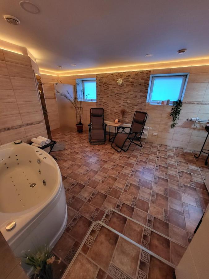 Penzion Ostravanka Хранице Екстериор снимка